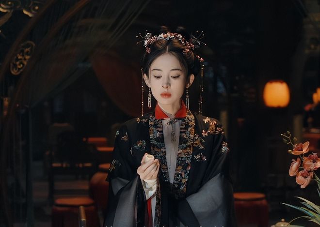 《玉茗茶骨》和《剥茧》各看4集,一部已弃剧,一部看上瘾__《玉茗茶骨》和《剥茧》各看4集,一部已弃剧,一部看上瘾