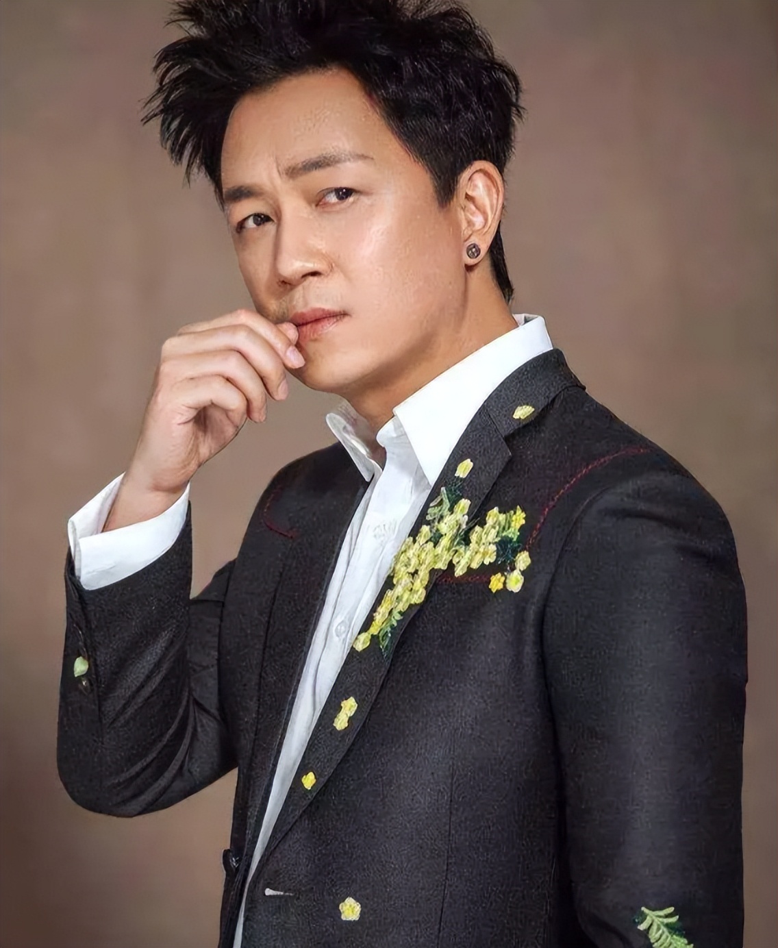 董洁王大治_爆料刘涛丝留董洁体面是真的吗_