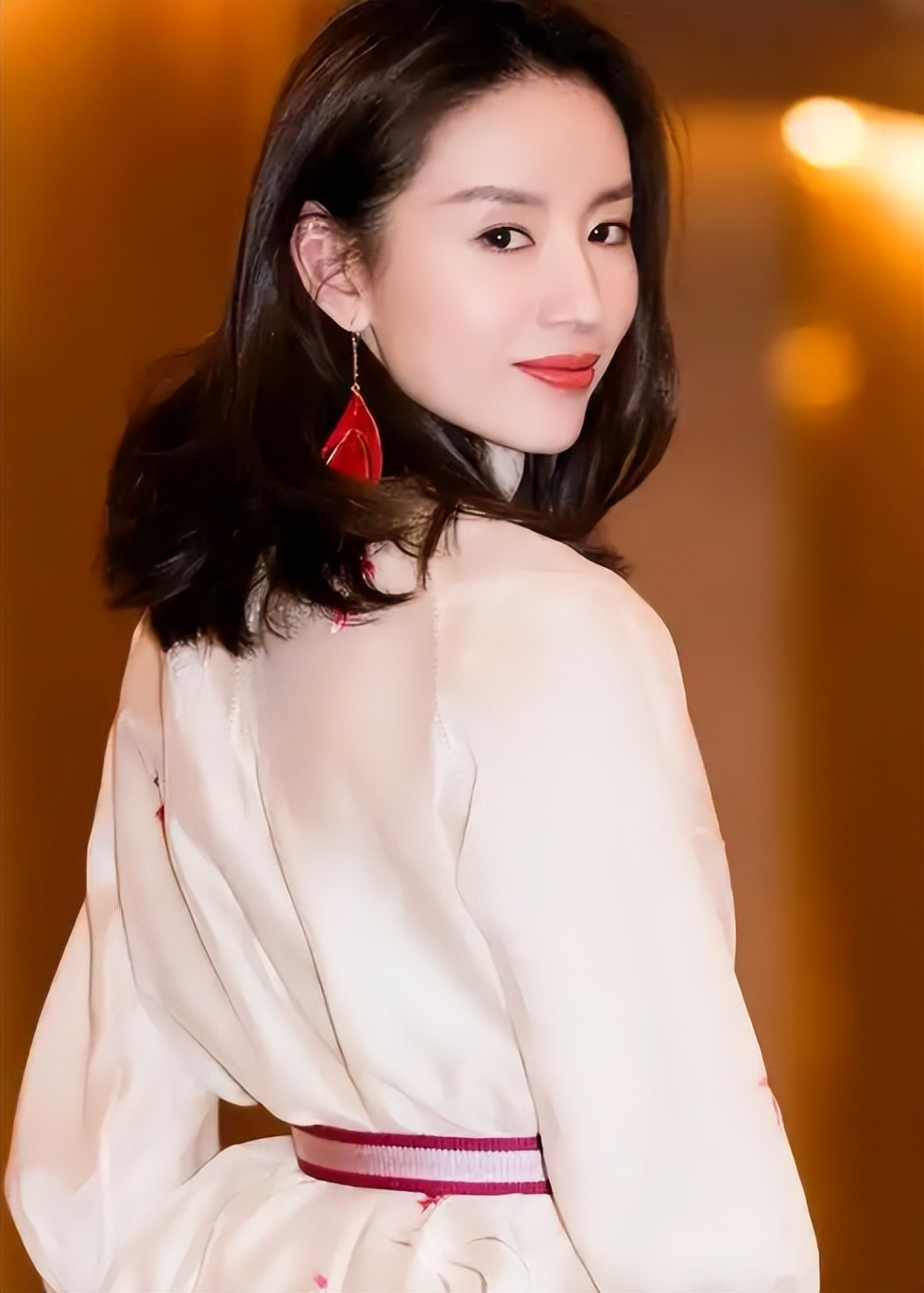 _爆料刘涛丝留董洁体面是真的吗_董洁王大治