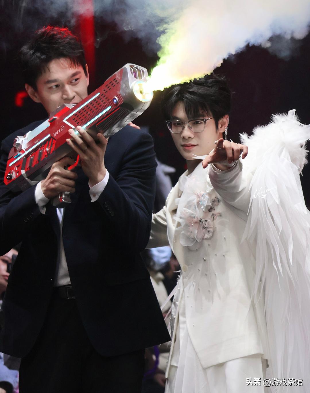 _和平精英选秀大会视频_和平精英明星比赛