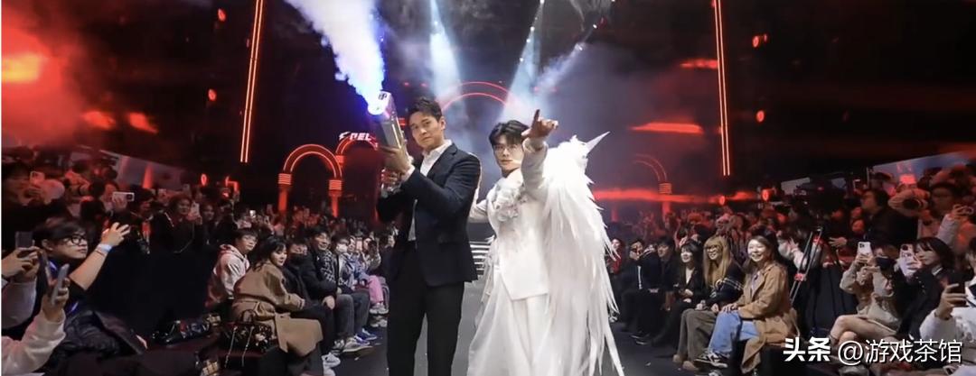 和平精英选秀大会视频_和平精英明星比赛_