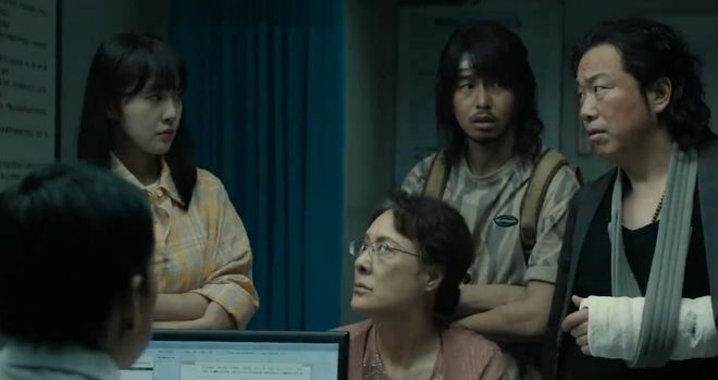 成龙卖房子__成龙演的卖梨的叫什么名字