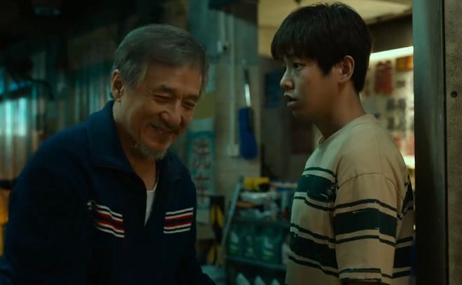 _成龙演的卖梨的叫什么名字_成龙卖房子