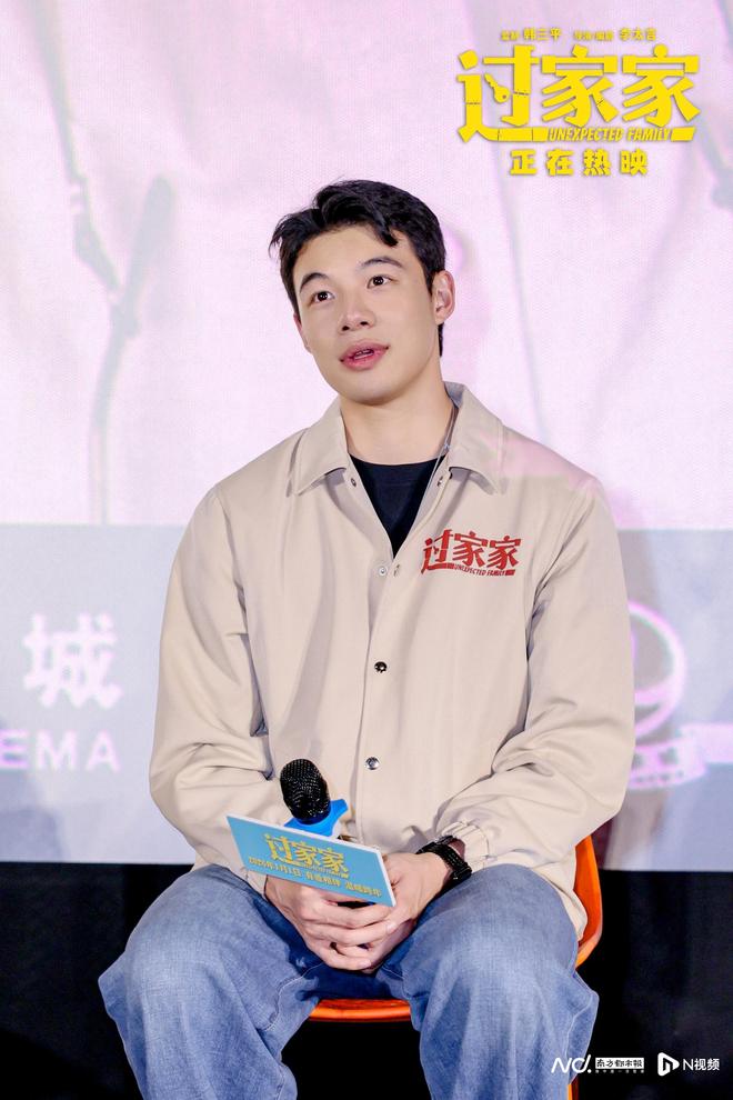 成龙家歌曲__成龙广州演唱会