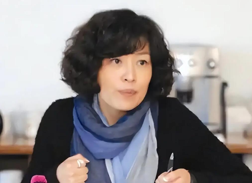 _落叶dj_歌曲《落叶》钟丽燕