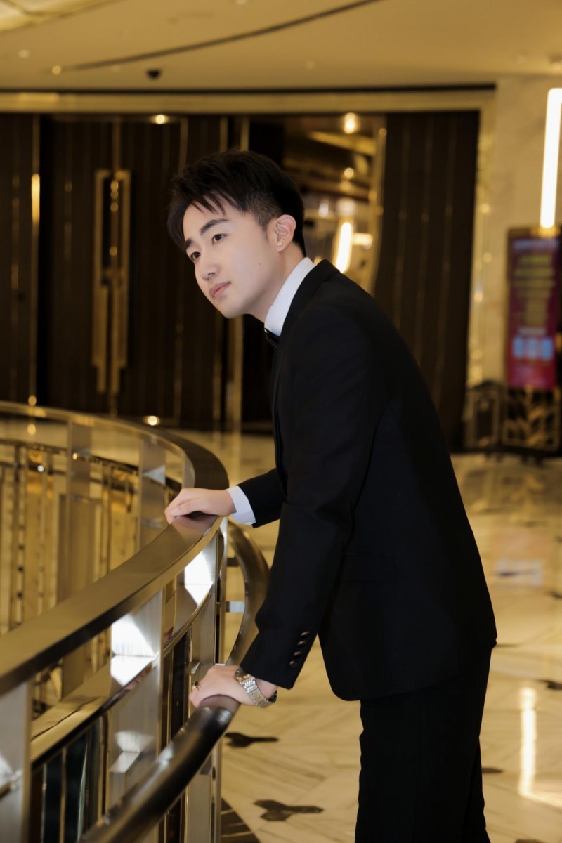 _宁文彤精湛演技诠释各类角色_刘德华演的画家是什么电影