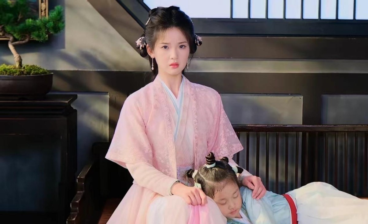 感情的戏我没演技__宝宝老是摇头晃脑的