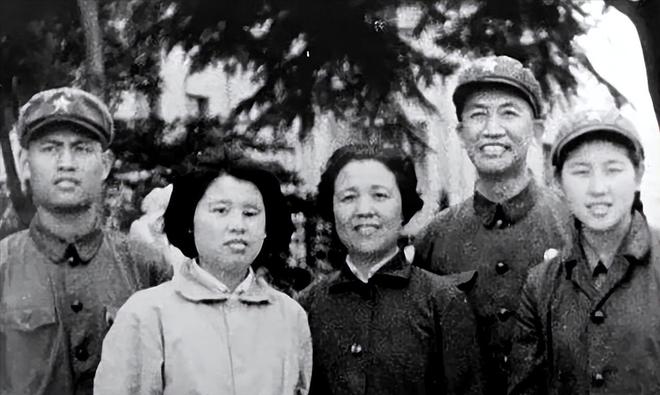 _大雄的儿子离家出走了_四野将领的子女