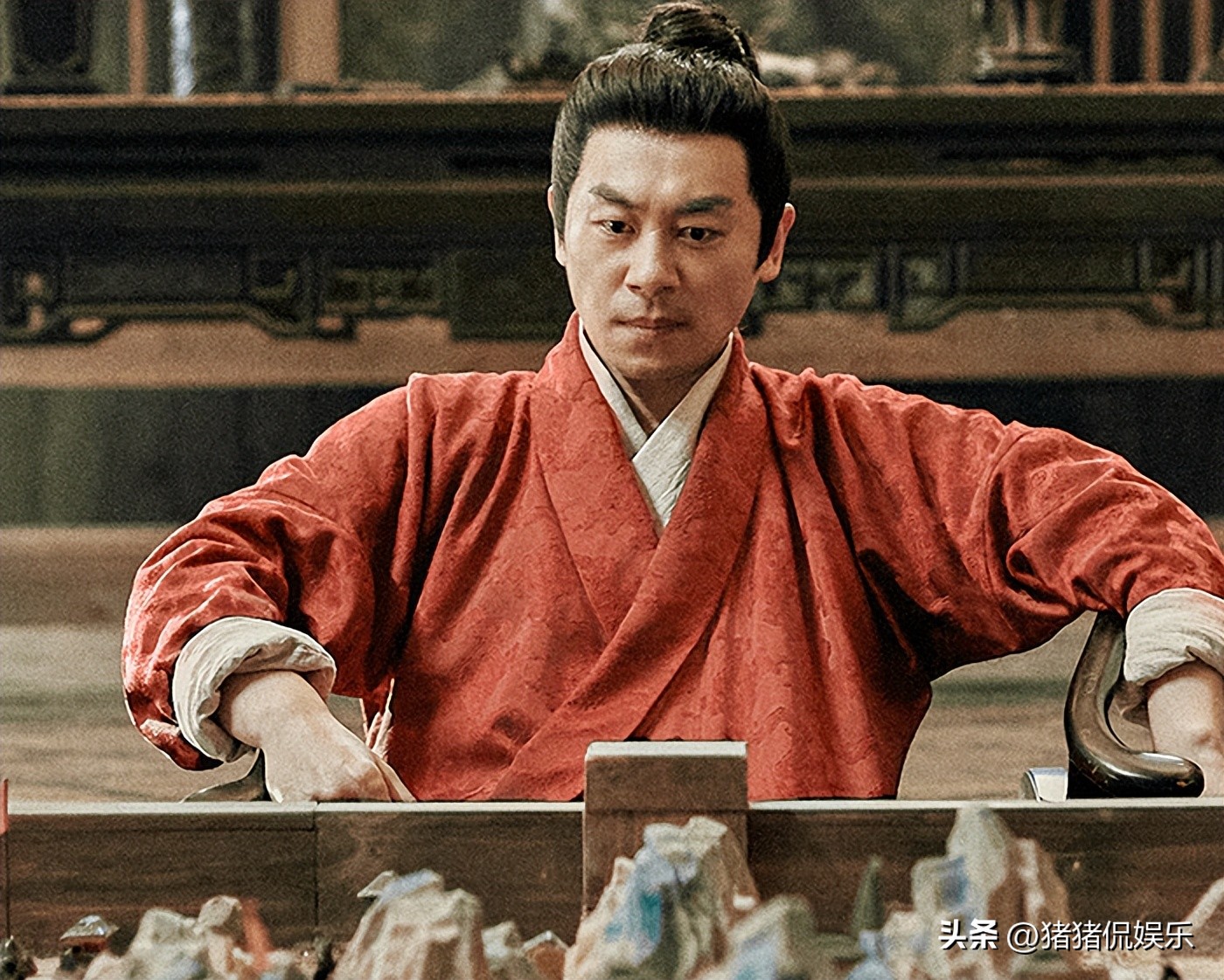 _狂追4集不过瘾,全员演技在线,我想说:央视这次又押对宝了_狂追4集不过瘾,全员演技在线,我想说:央视这次又押对宝了