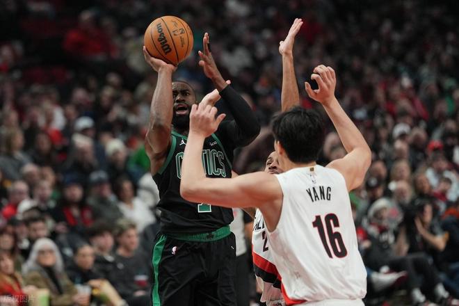 稳稳的进步是病句吗_心要狠站的稳_