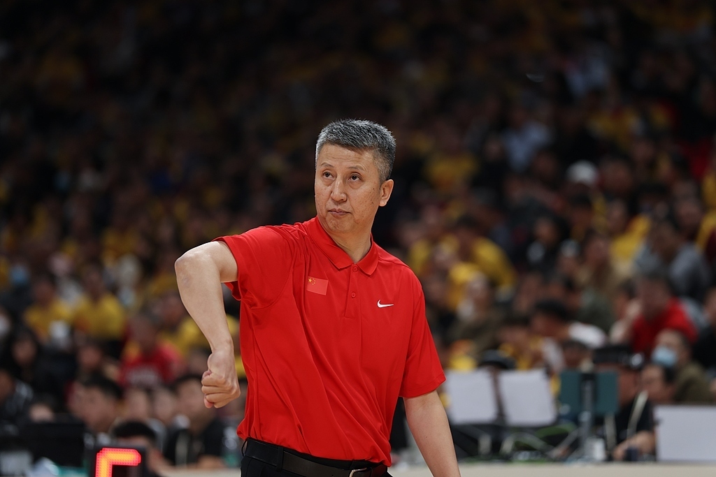 中国男篮裁判名单_男篮裁判名单_