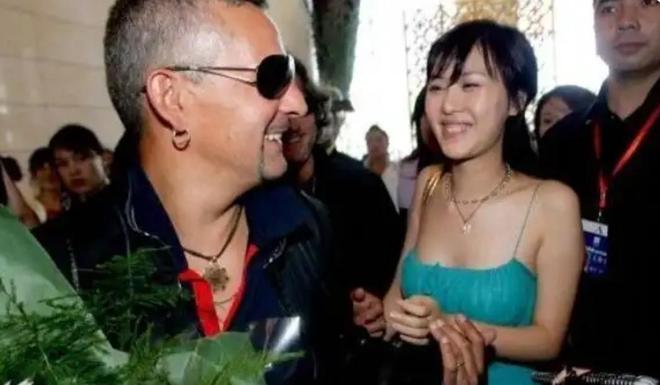 _扒扒网红都是在哪整容_郑爽整容风波