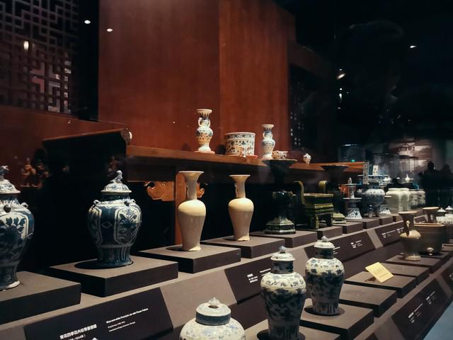 徐湖平院长_徐湖渰什么意思_