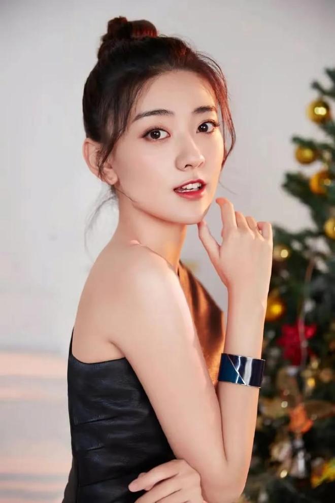 _中国女明星颜值前50名_nba颜值排名前30位