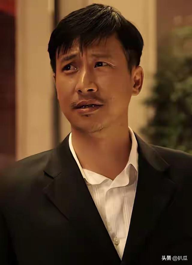 _抛弃前任娶富家女_抛弃穷女友娶了富家女