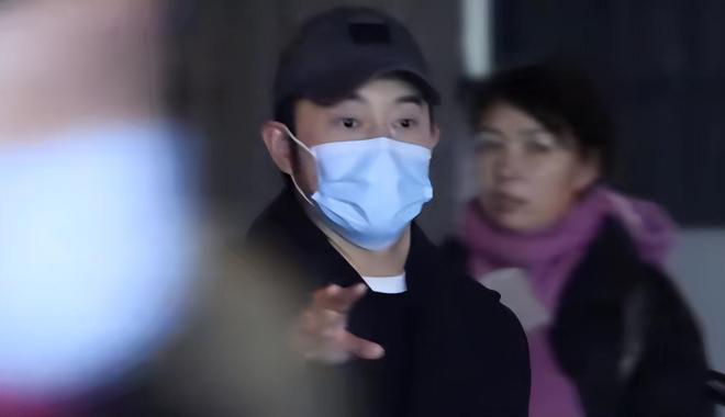 春晚的费用是谁出_央视春晚费用支出_