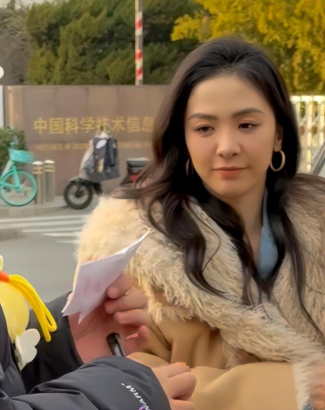 _春晚的费用是谁出_央视春晚费用支出