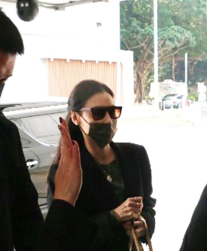 张柏芝遭前经纪人伪造合同，骗千万片酬，还被威胁不听话就抹黑你__张柏芝遭前经纪人伪造合同，骗千万片酬，还被威胁不听话就抹黑你