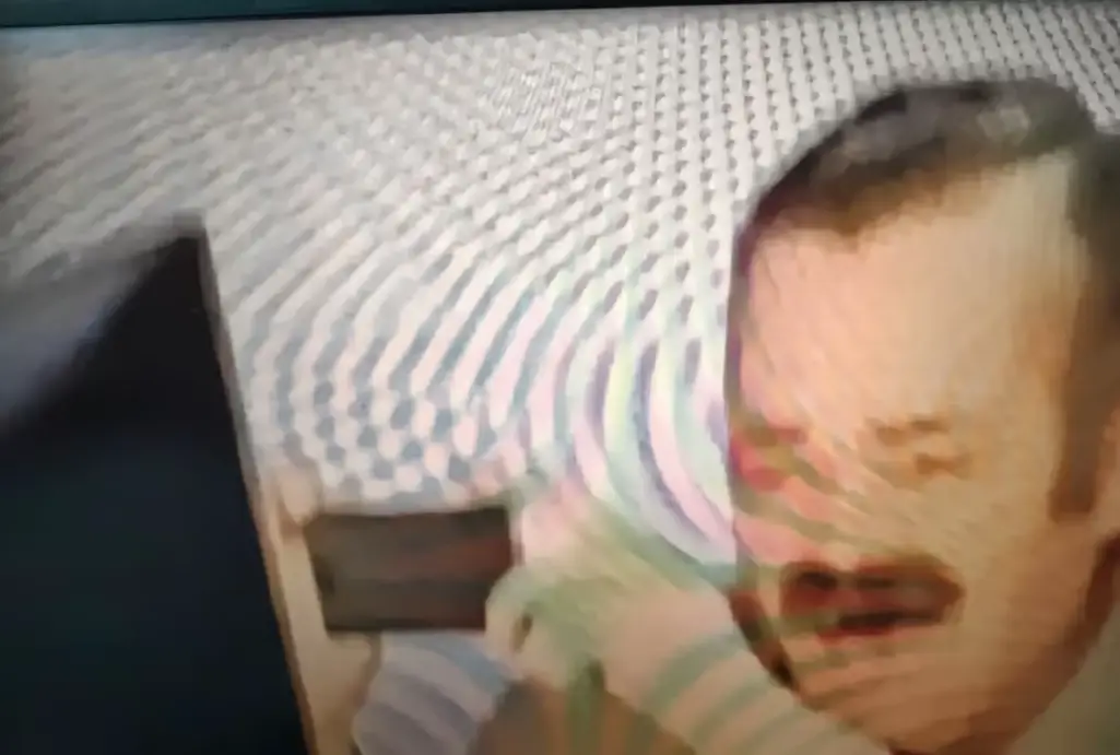 为啥到了2026，手机拍屏幕成了令人尊敬的“古法截图”？_为啥到了2026，手机拍屏幕成了令人尊敬的“古法截图”？_