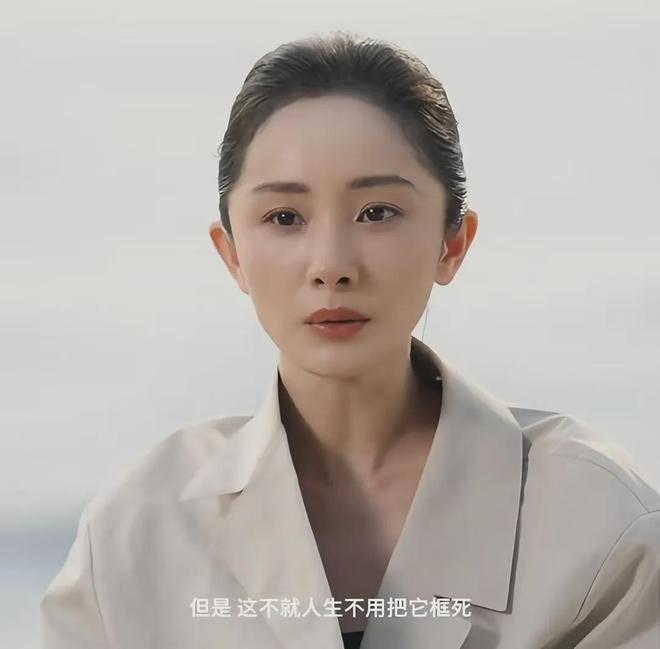 _真野惠里菜趴桌子_梦见吃一桌子丰盛的菜