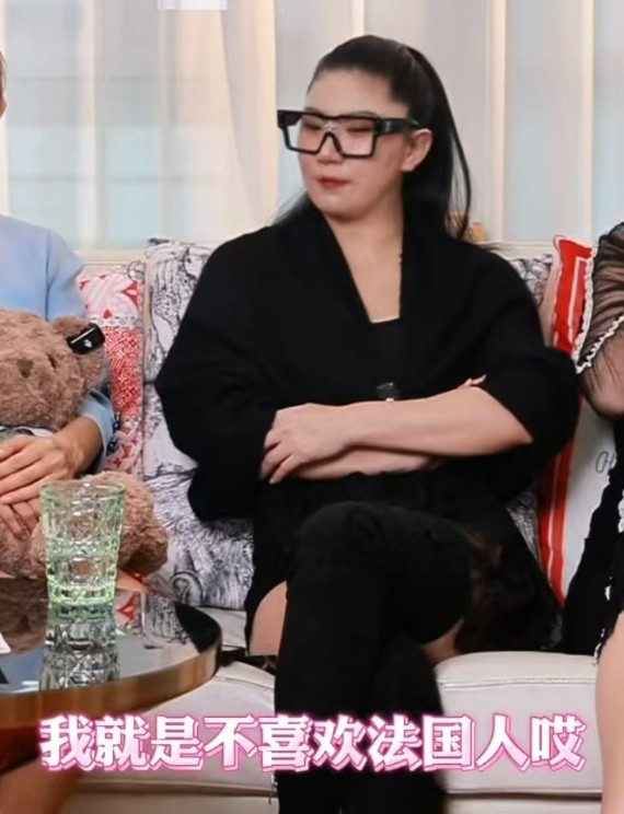 被谢贤养了12年,用青春换来2000万的Coco,已经走上了另一条大道__被谢贤养了12年,用青春换来2000万的Coco,已经走上了另一条大道