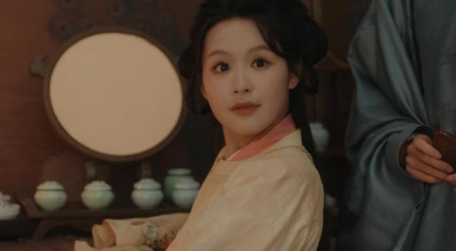 《玉茗茶骨》路演：娜扎肩带绷断，余茵被嘲像站错队小学生_《玉茗茶骨》路演：娜扎肩带绷断，余茵被嘲像站错队小学生_