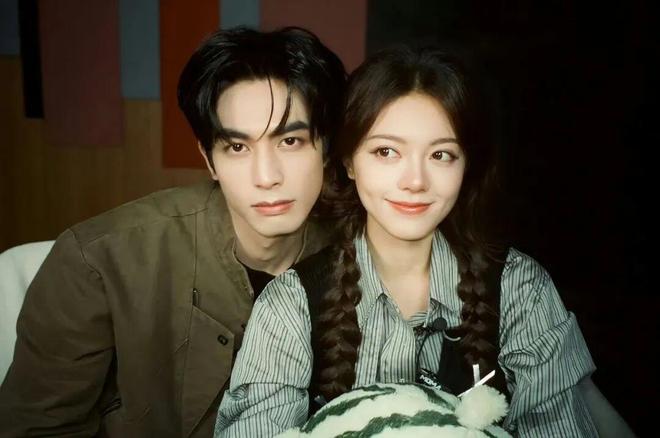 2025年,你嗑到哪对了?__2025年,你嗑到哪对了?