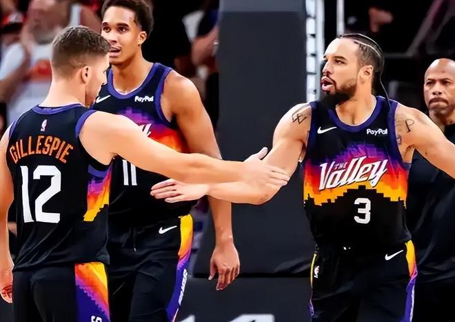 湖人队爵士的比赛_湖人爵士常规赛视频_