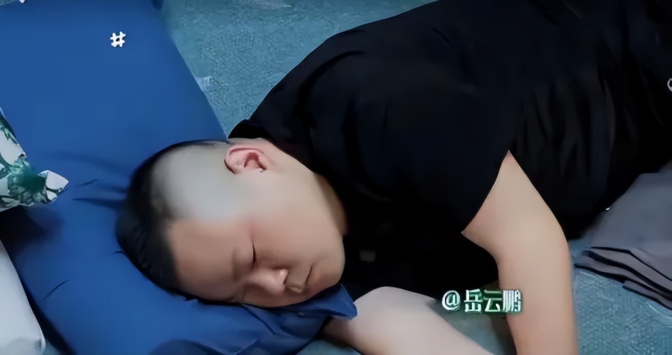 春晚郭德纲唱的什么歌_央视春晚郭德纲_