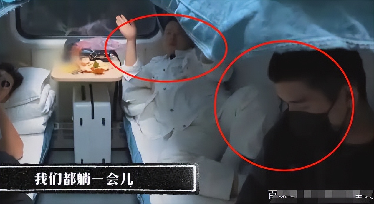 _央视春晚郭德纲_春晚郭德纲唱的什么歌