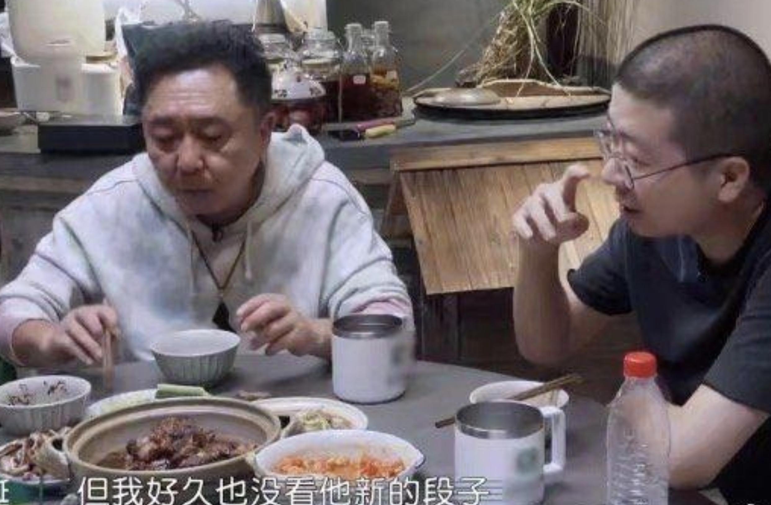 春晚郭德纲唱的什么歌_央视春晚郭德纲_