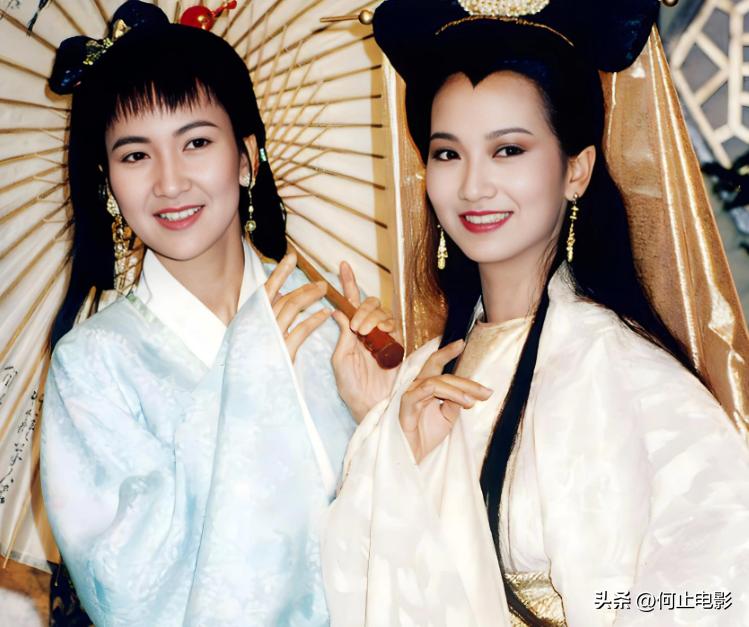 赵雅芝在敬老院探访同龄老人__赵雅芝同龄老人