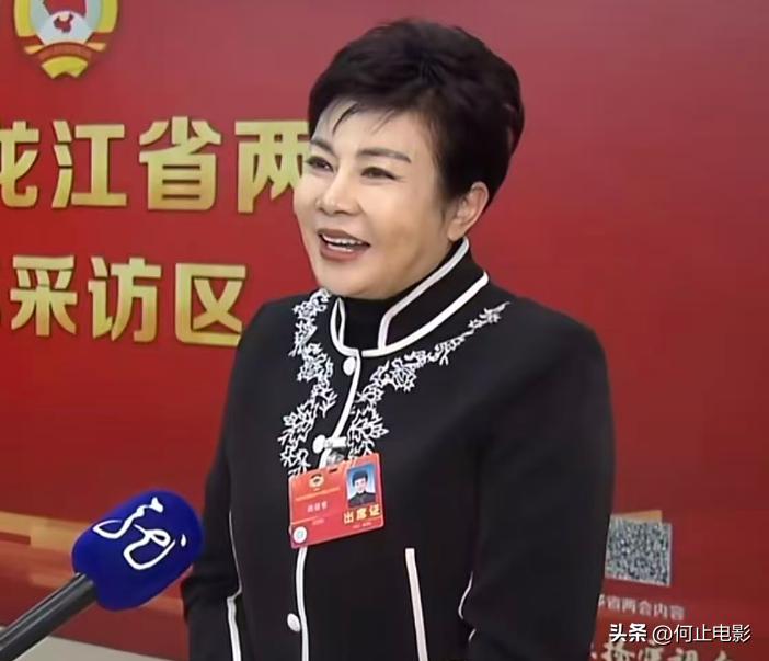 _她的地位比肩赵忠祥，一辈子未婚无儿无女，却被称为了不起的人_她的地位比肩赵忠祥，一辈子未婚无儿无女，却被称为了不起的人