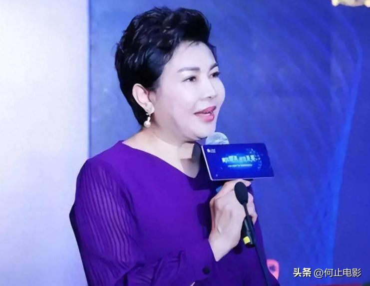 _她的地位比肩赵忠祥，一辈子未婚无儿无女，却被称为了不起的人_她的地位比肩赵忠祥，一辈子未婚无儿无女，却被称为了不起的人