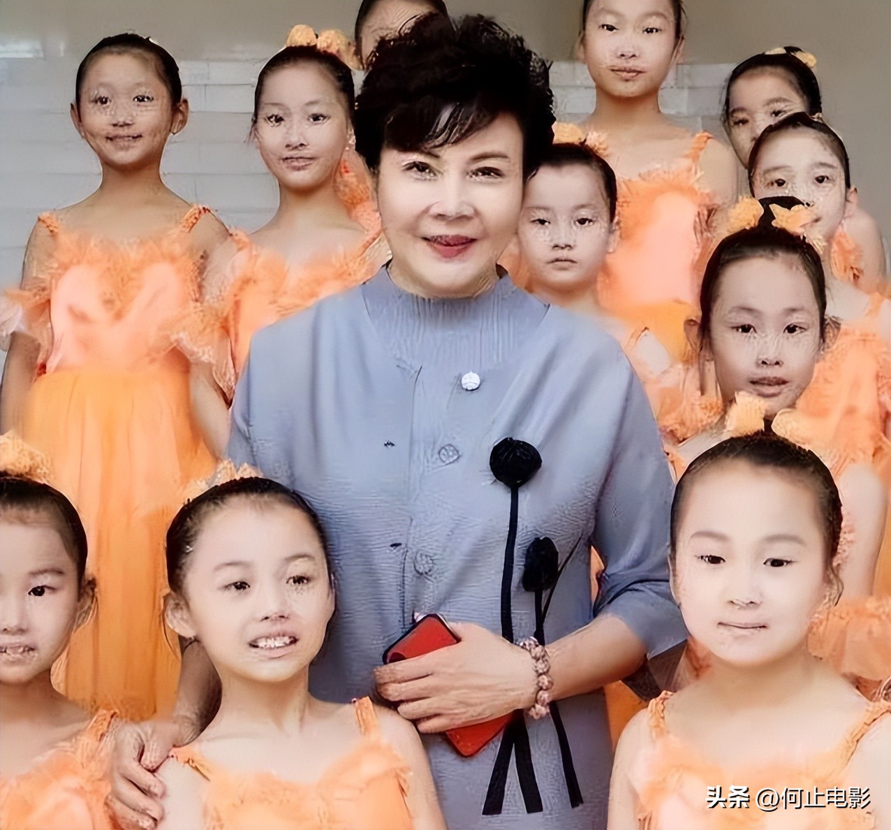 _她的地位比肩赵忠祥，一辈子未婚无儿无女，却被称为了不起的人_她的地位比肩赵忠祥，一辈子未婚无儿无女，却被称为了不起的人