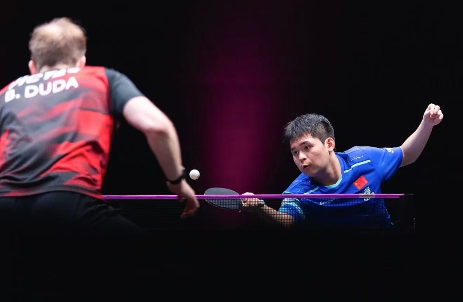 周启豪难挡张本智和,林诗栋梁靖崑为国乒男队保住四强一席__周启豪难挡张本智和,林诗栋梁靖崑为国乒男队保住四强一席