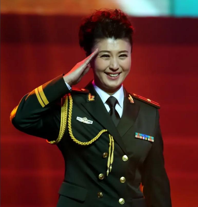 闫stay__闫焱个人资料