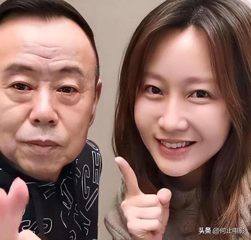 晚节不保？闫学晶哭穷不到三天，潘长江再度“作妖” 赵本山被连累_晚节不保？闫学晶哭穷不到三天，潘长江再度“作妖” 赵本山被连累_