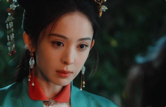 《玉茗茶骨》路演，娜扎肩带绷断，张南脸肿，余茵俏皮可爱__《玉茗茶骨》路演，娜扎肩带绷断，张南脸肿，余茵俏皮可爱