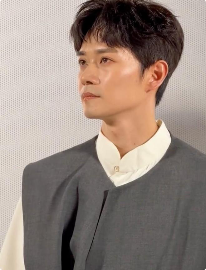 _《玉茗茶骨》路演，娜扎肩带绷断，张南脸肿，余茵俏皮可爱_《玉茗茶骨》路演，娜扎肩带绷断，张南脸肿，余茵俏皮可爱