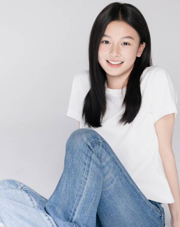 _没钱还硬装？宁夏一笑成名拒绝百万签约的小女孩，现在成了这样_没钱还硬装？宁夏一笑成名拒绝百万签约的小女孩，现在成了这样