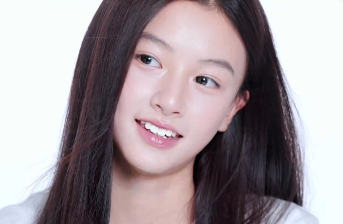 _没钱还硬装？宁夏一笑成名拒绝百万签约的小女孩，现在成了这样_没钱还硬装？宁夏一笑成名拒绝百万签约的小女孩，现在成了这样