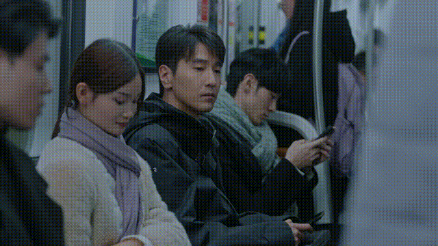 空降4集，就榜单第一，1月观众最期待的黑马都市剧开播就炸了_空降4集，就榜单第一，1月观众最期待的黑马都市剧开播就炸了_