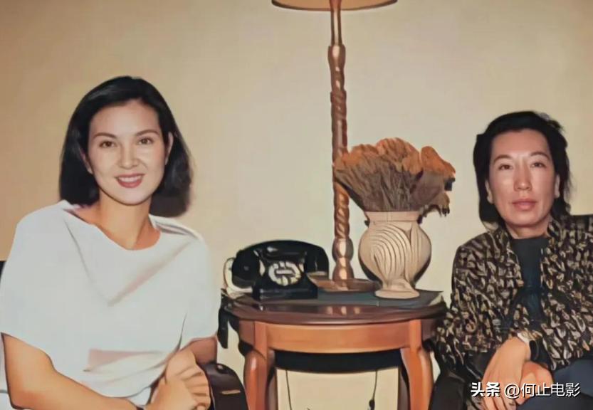 _她是击败正房的小妾,将百亿资产收入囊中,年过百岁仍独揽大权_她是击败正房的小妾,将百亿资产收入囊中,年过百岁仍独揽大权