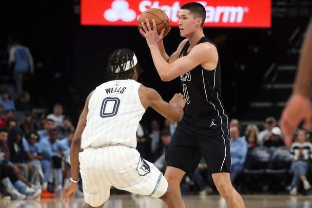 不想赢球！最后3分钟0-13白送胜利！鱼腩五首发在场上全输分__不想赢球！最后3分钟0-13白送胜利！鱼腩五首发在场上全输分