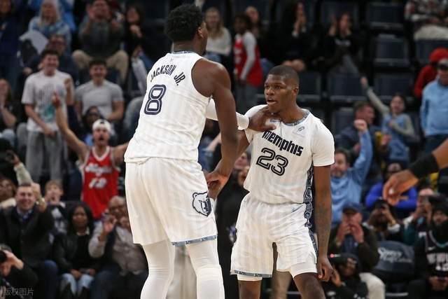 _不想赢球！最后3分钟0-13白送胜利！鱼腩五首发在场上全输分_不想赢球！最后3分钟0-13白送胜利！鱼腩五首发在场上全输分