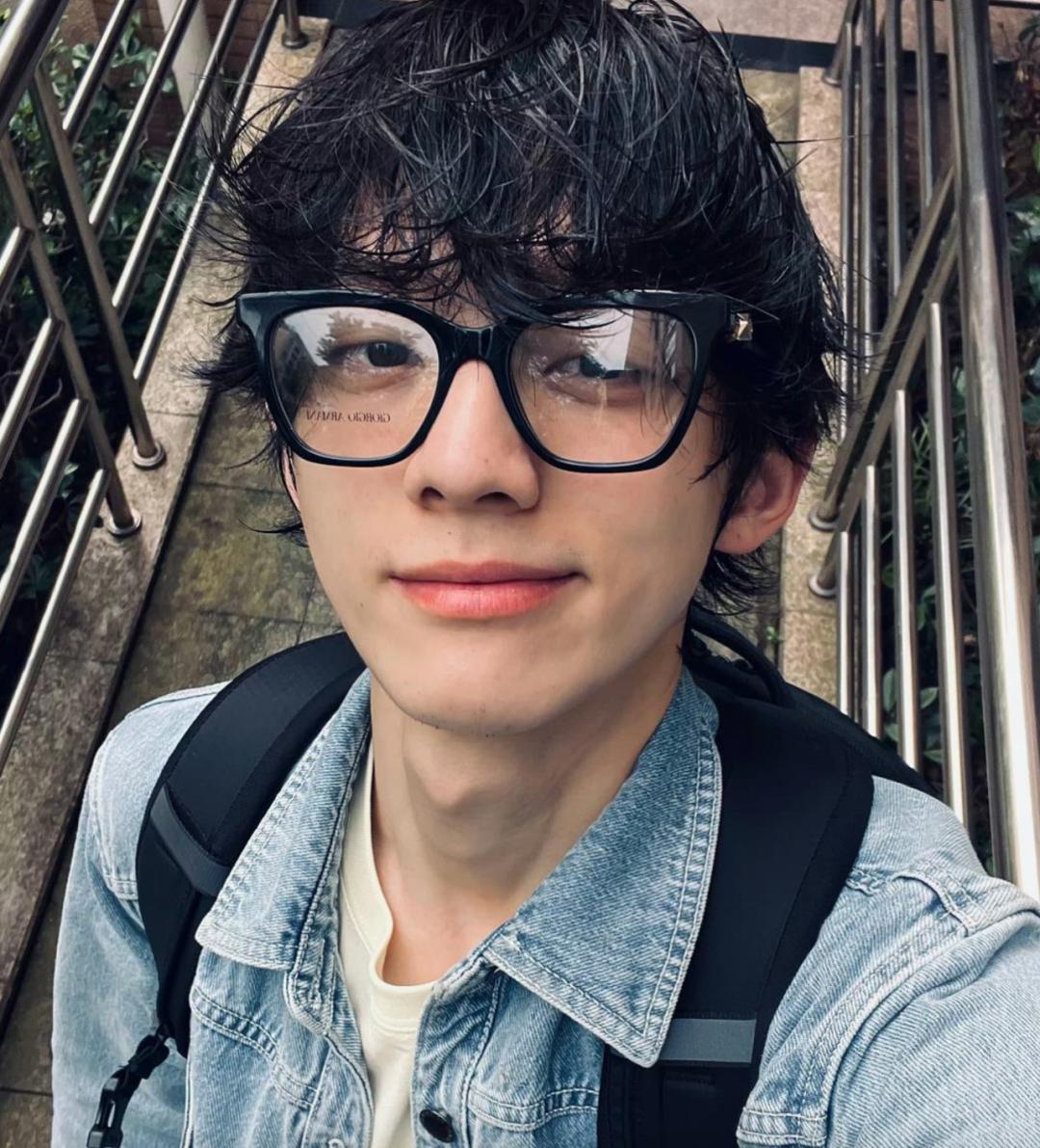 丁兰刻木事亲_新警事2亲亲的演员_