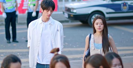 _丁兰刻木事亲_新警事2亲亲的演员