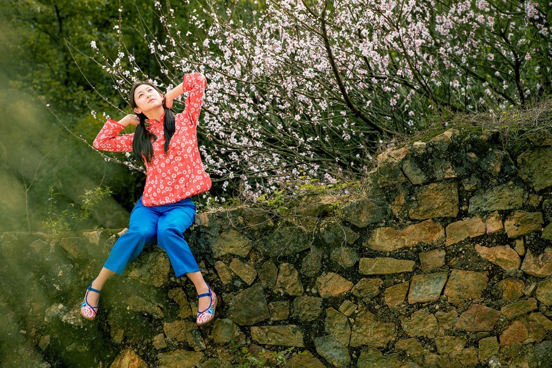 世上无难事只要肯登攀作文_大山的妹子是什么歌_