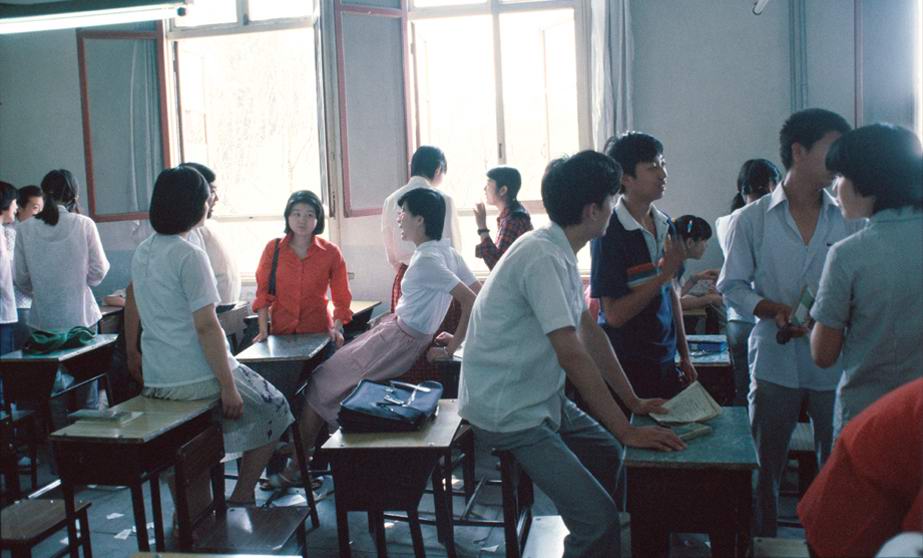 来考虑下这个问题吧英语__楚平路南湖大桥人可以走了吗